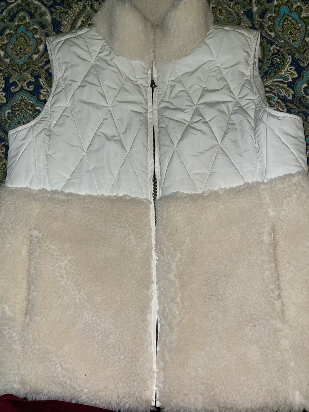 dylan Quilted & Faux-Sherpa Sleeveless Vest - White/Cream